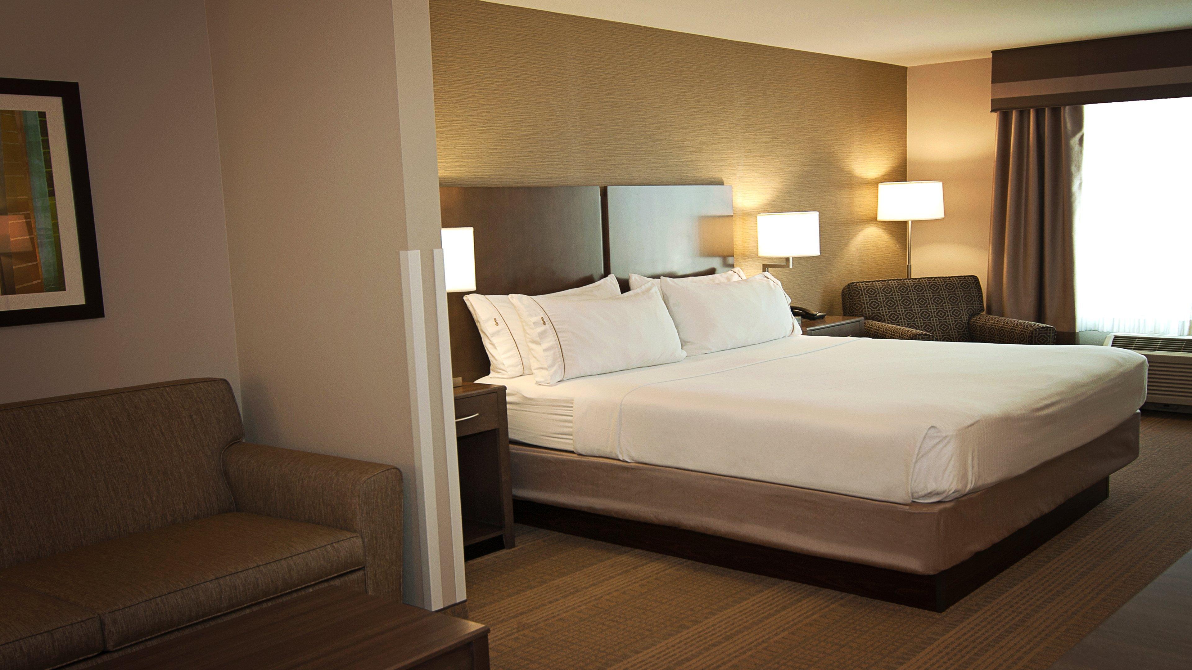 Holiday Inn Express Hotel & Suites Wichita Northeast By Ihg Eksteriør bilde