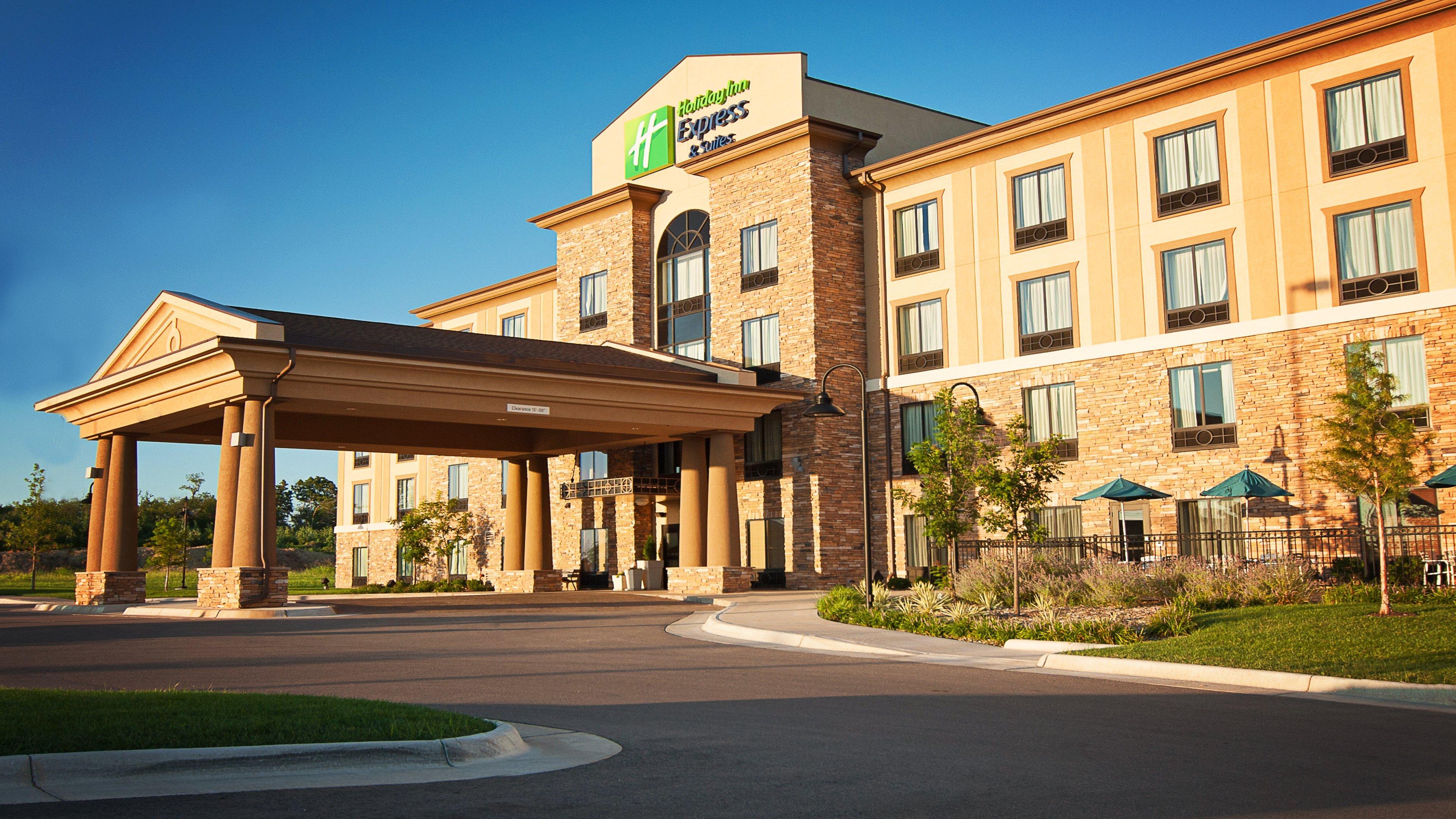 Holiday Inn Express Hotel & Suites Wichita Northeast By Ihg Eksteriør bilde