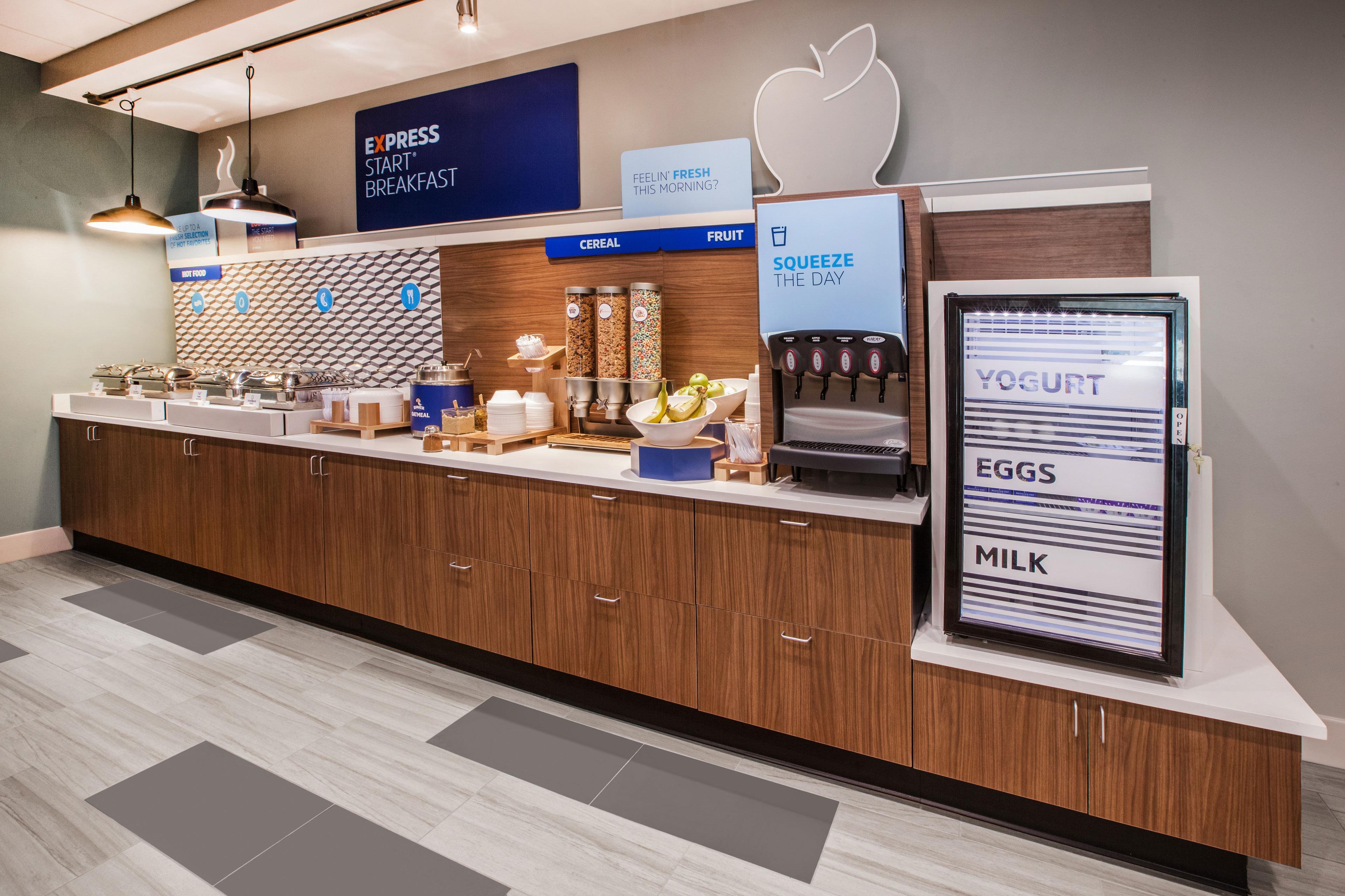 Holiday Inn Express Hotel & Suites Wichita Northeast By Ihg Eksteriør bilde
