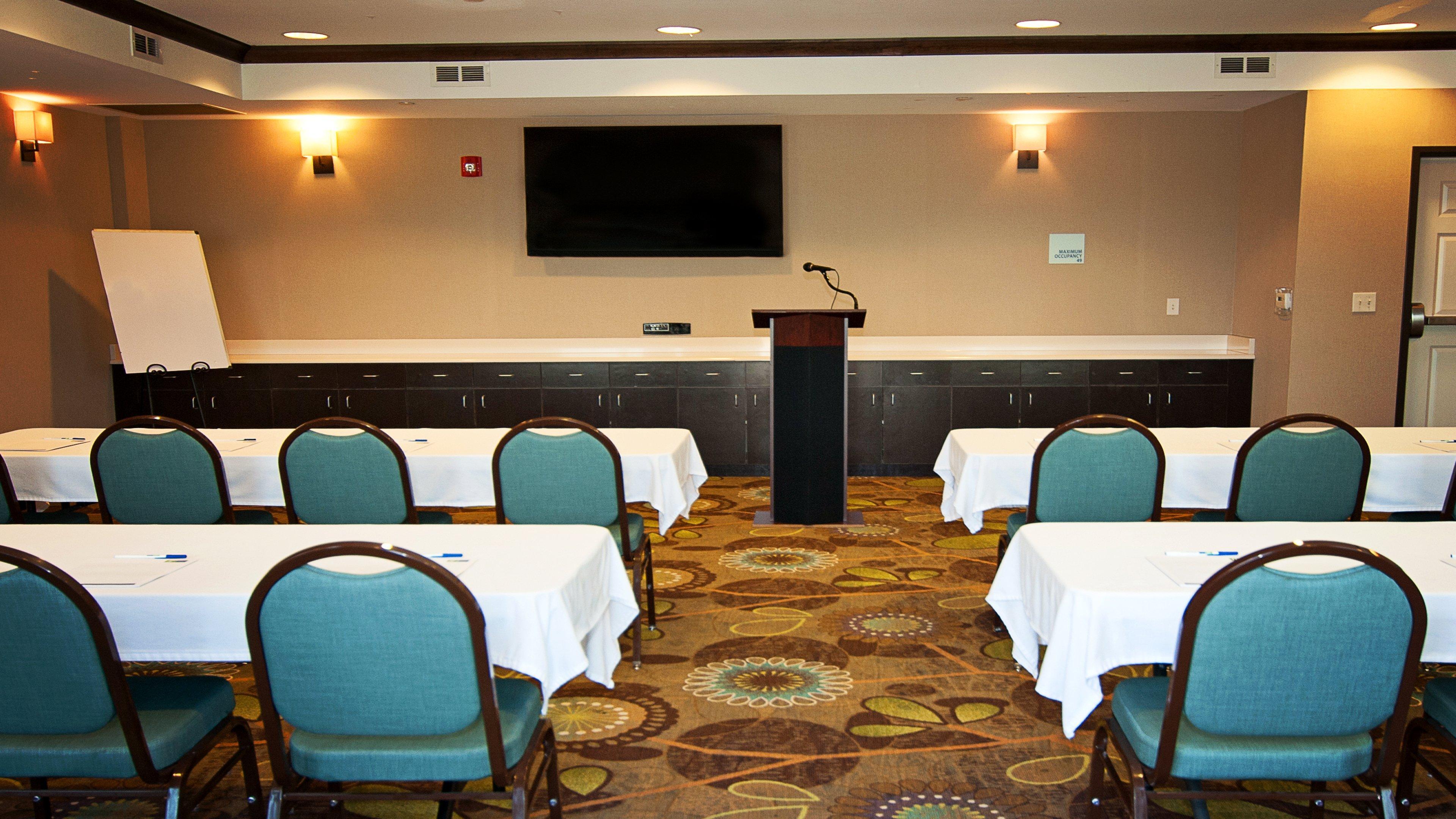 Holiday Inn Express Hotel & Suites Wichita Northeast By Ihg Eksteriør bilde